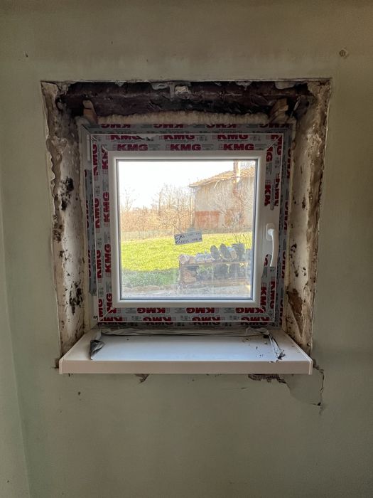 PVC и AL дограма, вътрешни щори, комарници, стъклопакети