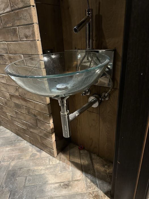 Стъклена мивка със смесител GROHE