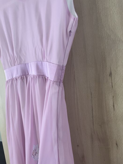 Rochie roz vaporoasa de vara