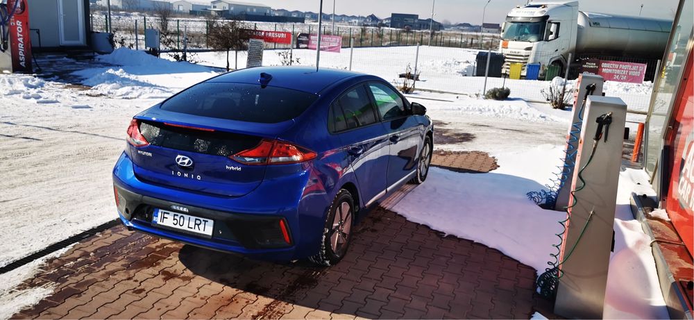 Hyundai Ioniq Hybrid 2020