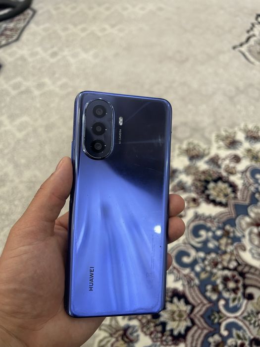 телефон huawei nova Y70