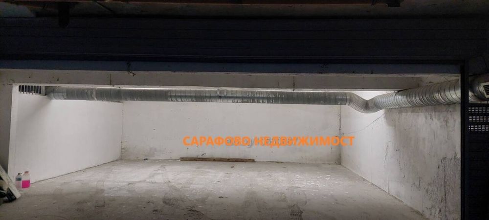 3 Подземни паркоместа в Сарафово