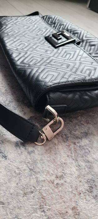 Geanta GUESS de damă