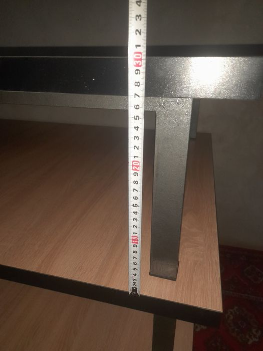 Столлар профил ва ламинат  Столы из метала и ламинад