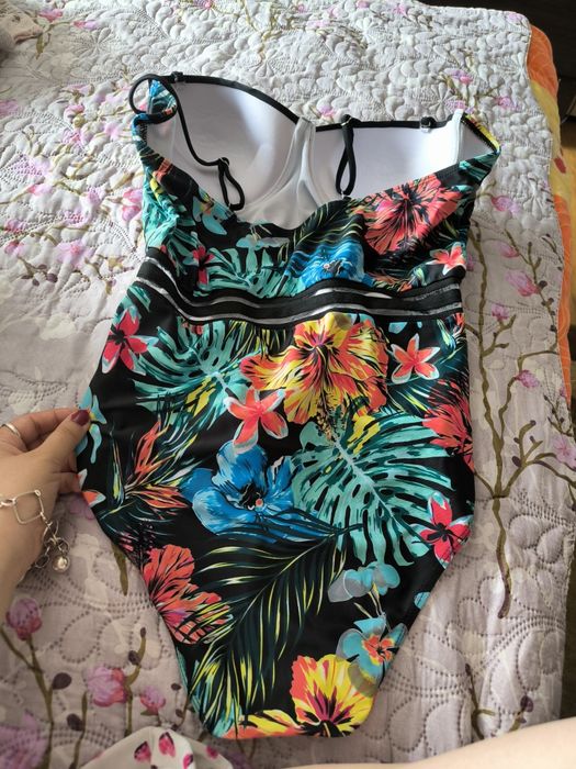 Цял Бански костюм