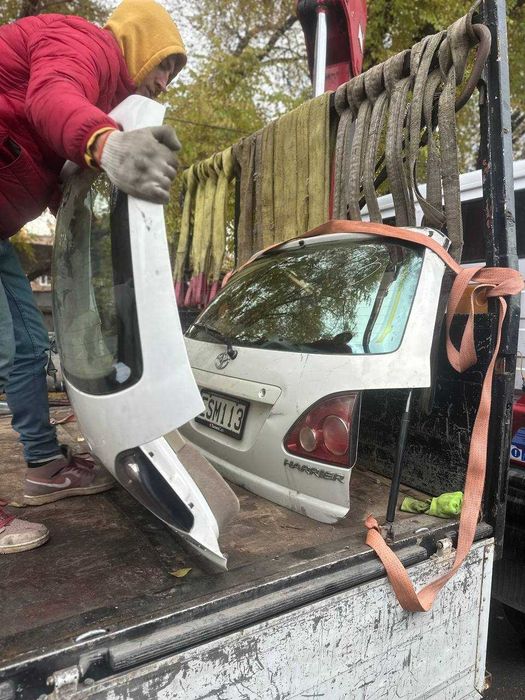 крышка багажника рх300 харриер