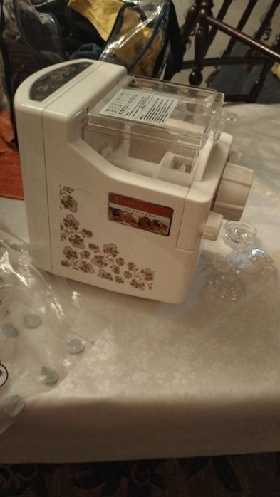 Лапшарезка, тестомес электрическая