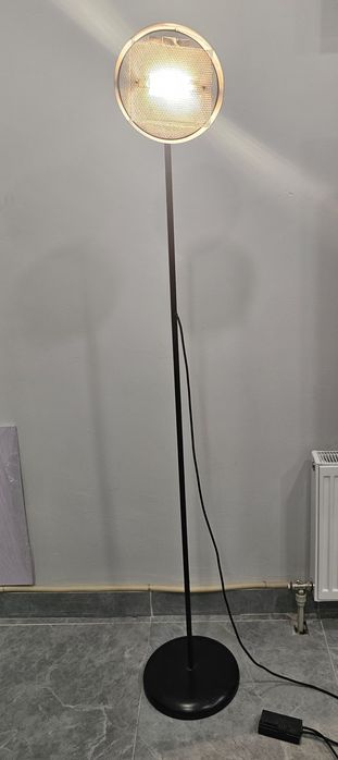 Светильник напольный