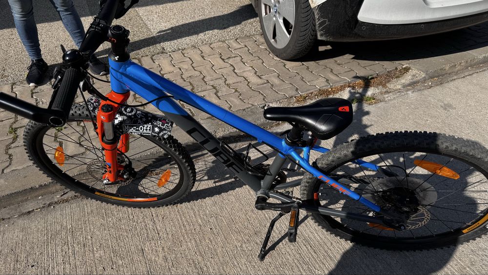 Bicicleta CUBE ACID 240 Actionteam
