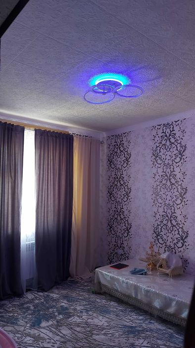 Аэропорт янги домлари юлни усти