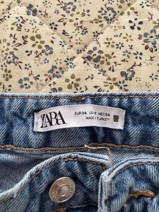 Разкроени дънки Zara