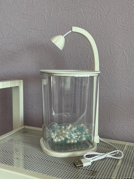 Аквариум с подсветкой