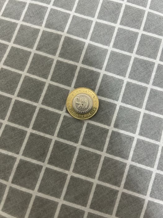 Продаю колекционные 100-200 тенге