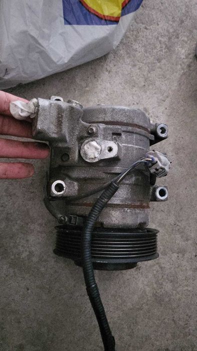 Compresor AC pentru Toyota Rav4 II DENSO DCP50033