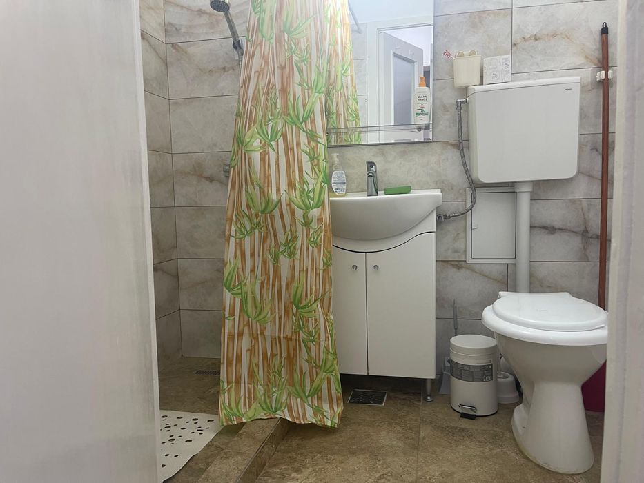 Inchiriez apartament 2 camere