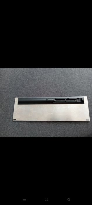 Vând sau schimb unitate Dell și tastatura prin bluetooth
