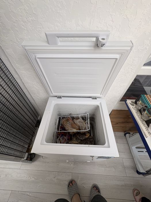 Морозильник срочно