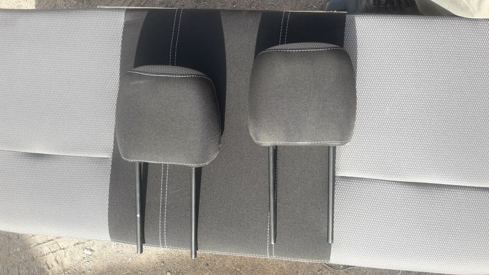 Подголовник на Рено