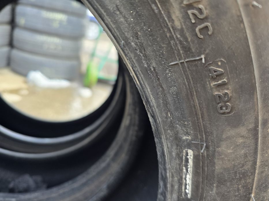 Anvelope de iarna 215-65r17 Bridgestone