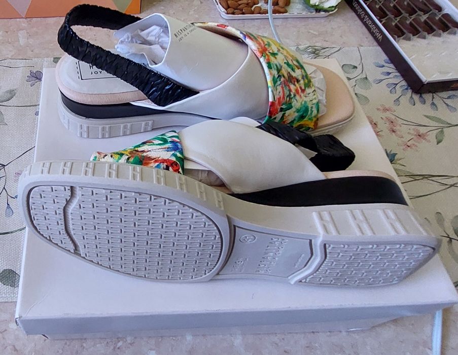 НОВИ  обувки, No 41 договаряне