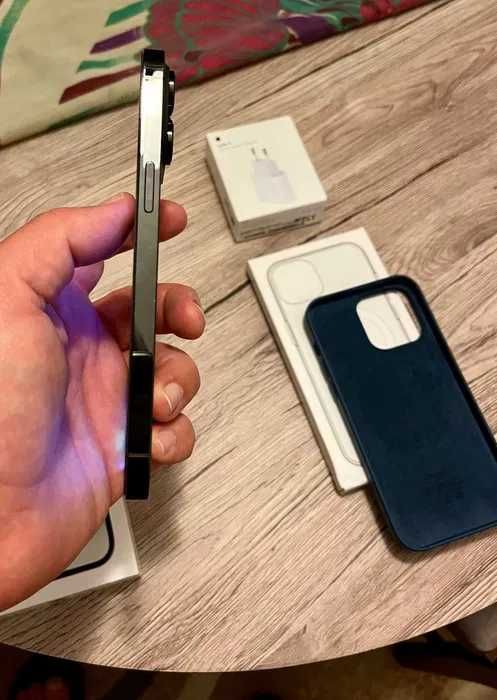 iPhone 14 Pro Max 256 GB със всички налични документи