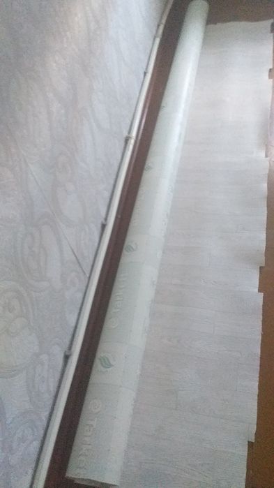 Продам линолеум  толстый