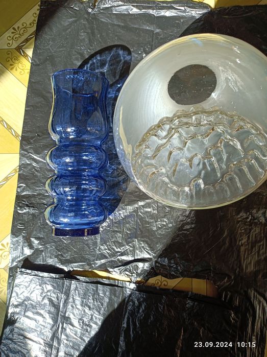 Вазы для цветов.