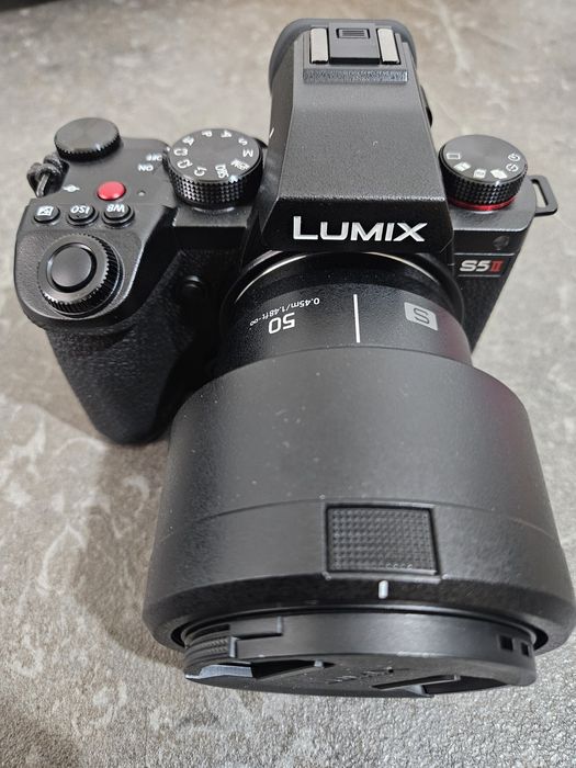 Aparat foto Panasonic Lumix s5m2