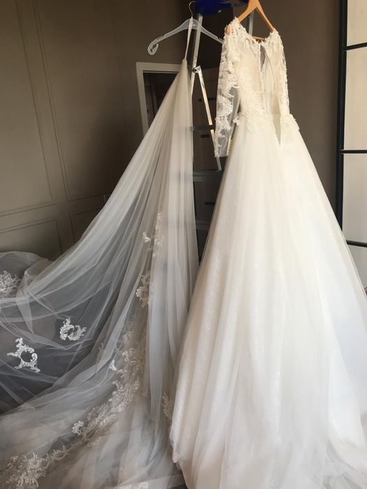 Свадебное платье