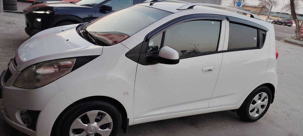 Продаётся автомобиль шевролет спарк 2015г .позиция-3