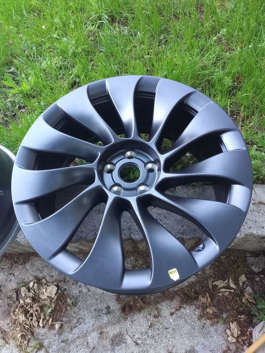 Джанта tesla model 3 performance r20