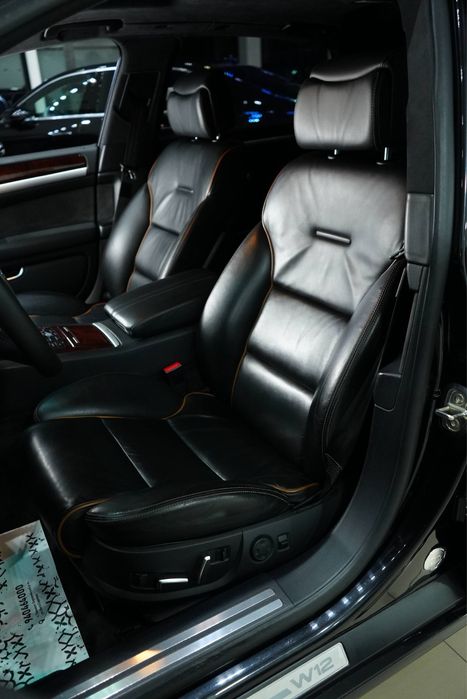 Audi A8 W12 Quattro