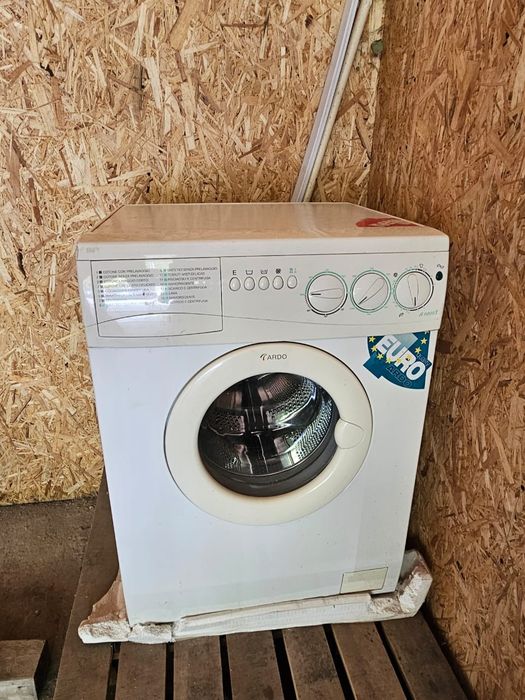 Продам стиральную машину