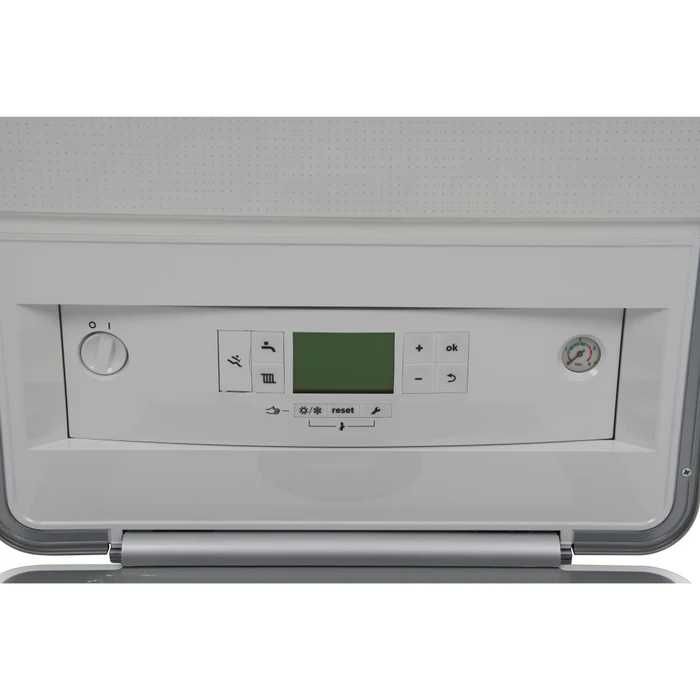 Vând centrală termică pe gaz Bosch Condens 7000i W 24kW pentru piese