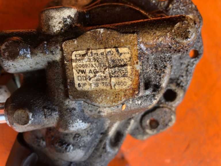 Pompa injectie VW Polo 1.2tdi cod 03P130755