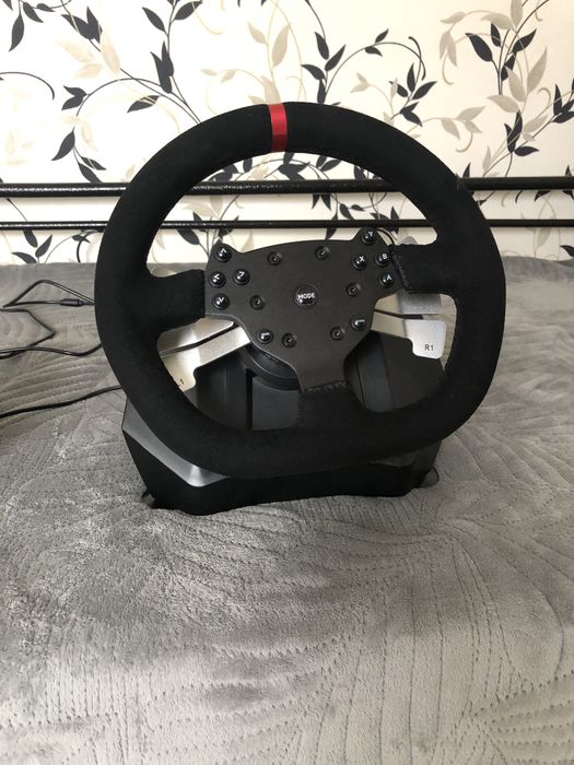 Продам игровой руль