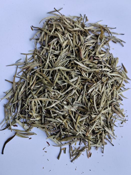 Белый чай Бай Хао Инь Чжень.