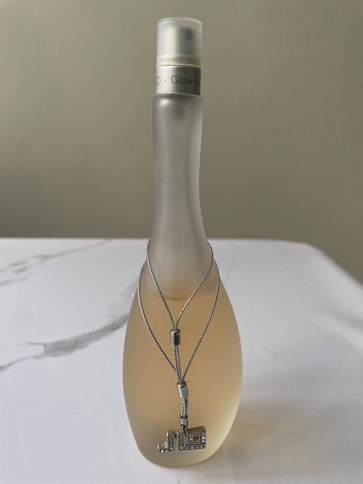 Продам духи Glow от Jennifer Lopez