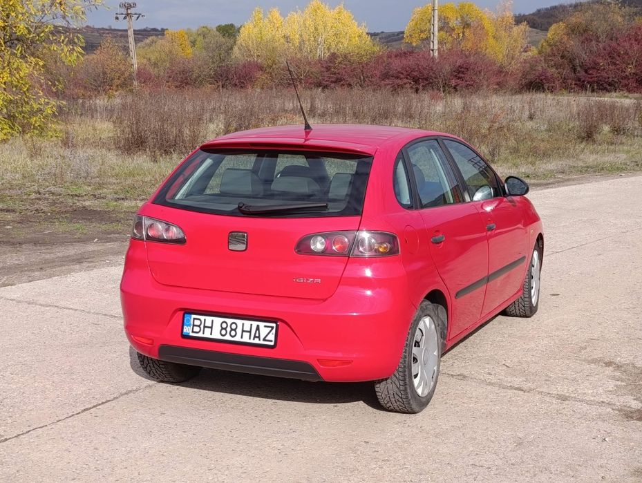 Seat Ibiza 2006 benzină, 1.700 € — imagine 3