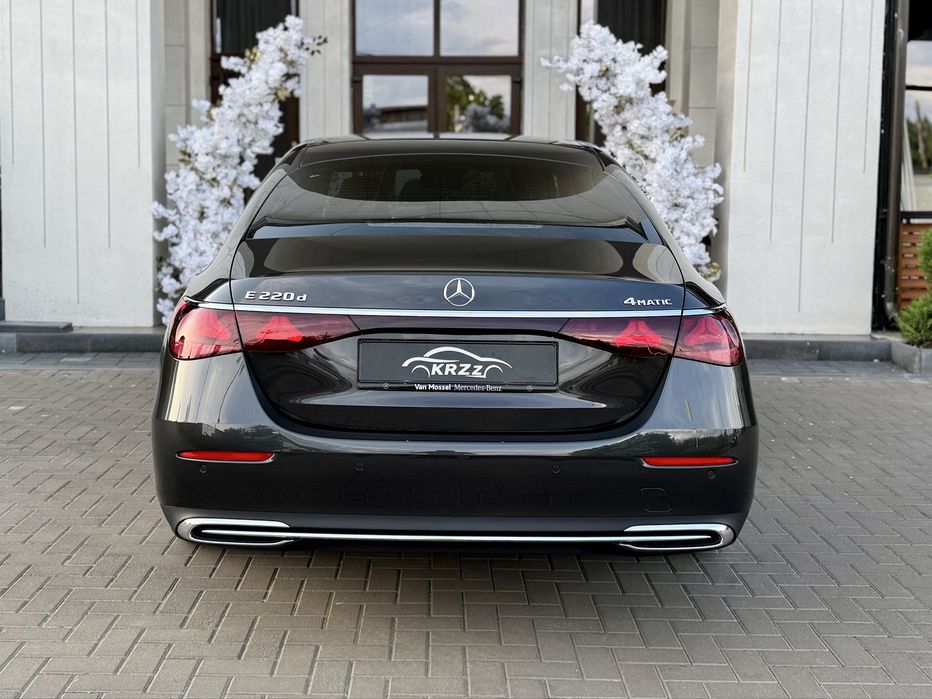 Mercedes-Benz E220 d 4MATIC 9G-TRONIC 197CP -2024 Echipare Elegance l Digital Light l SuperScreen