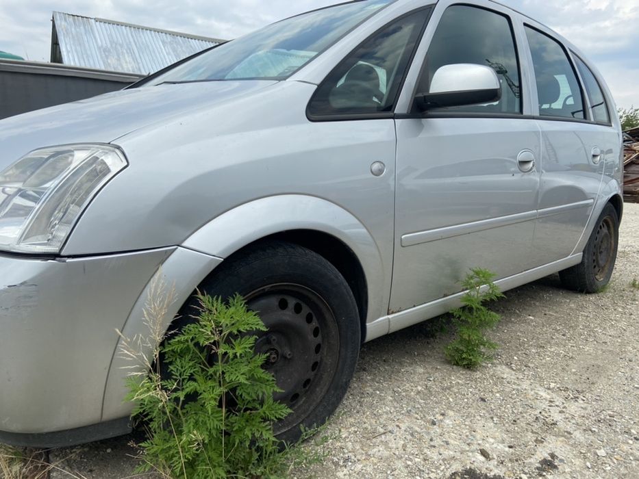 Dezmembrez opel meriva benzina