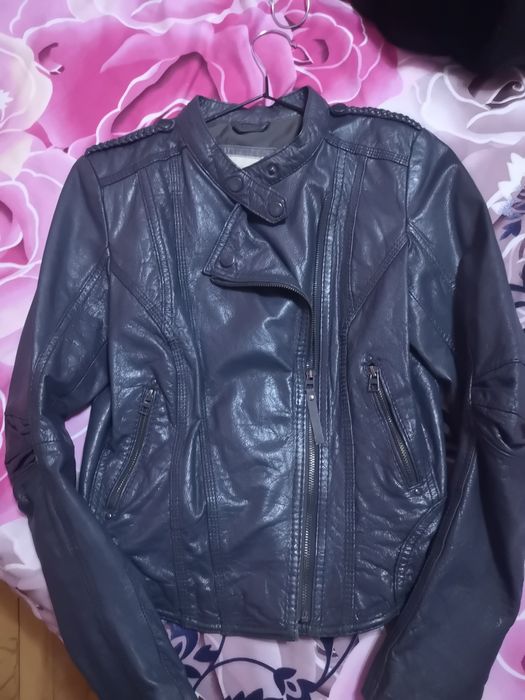 Кожено яке Bershka