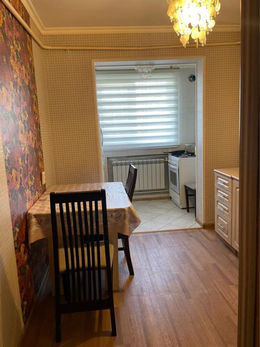 Сдам кв помесячно  2 комн