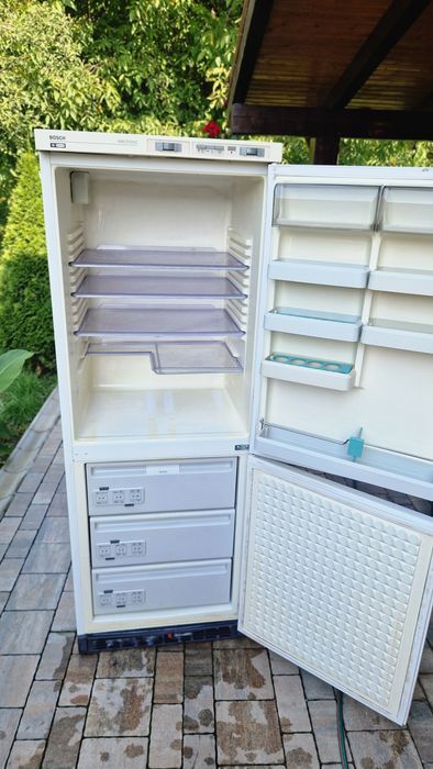 Frigider Bosch Germania