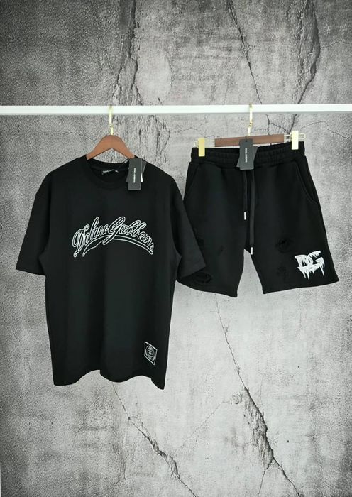 Мъжки къси екипи различни модели