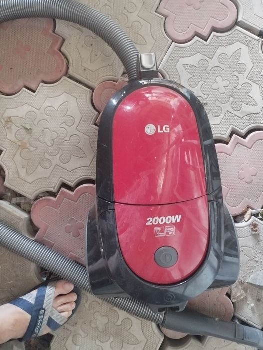 Продам рабочий пылесос