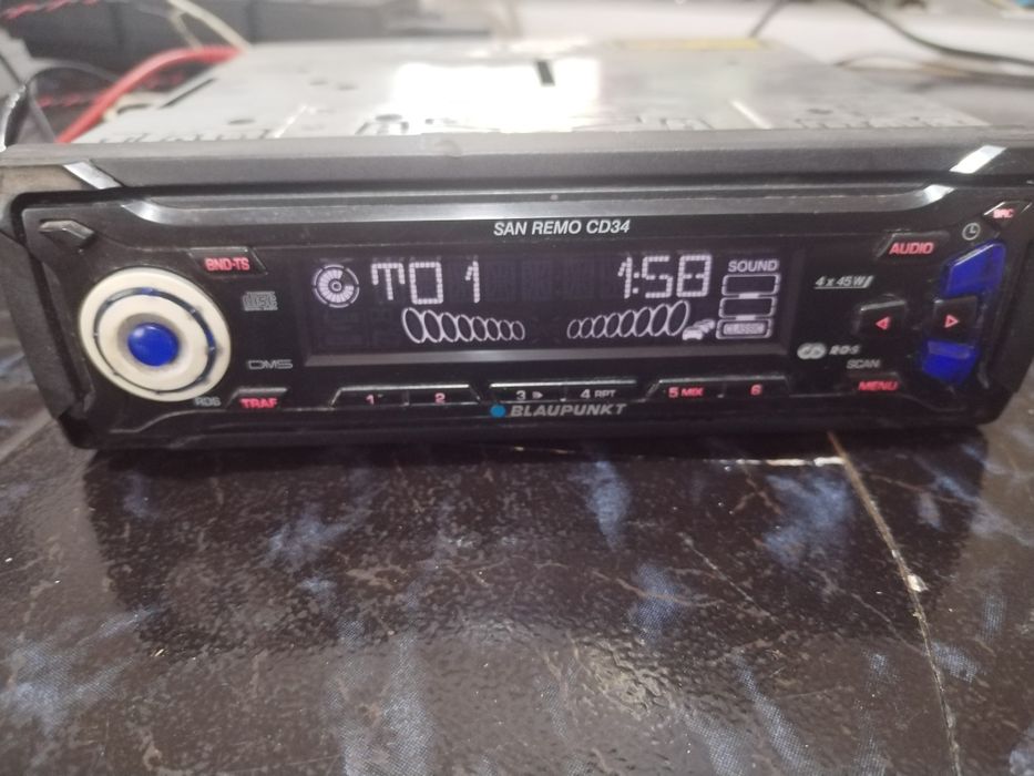 Radio CD auto Blaupunkt cu RDS