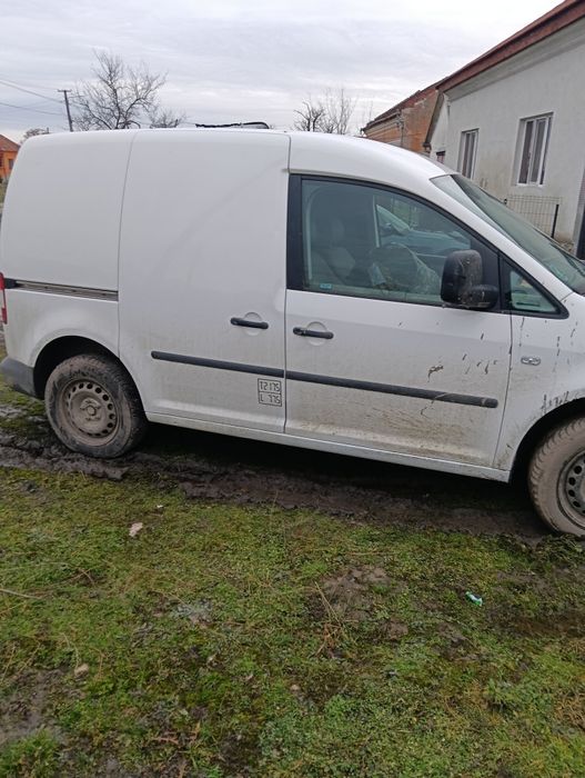 Vând sau schimb detalii la telefon