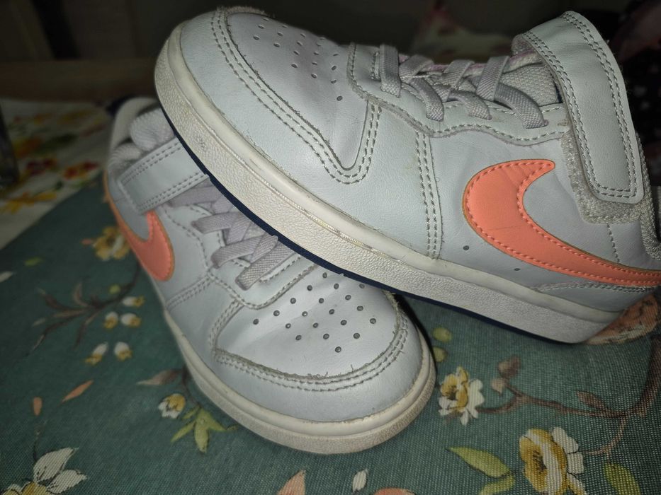 Adidasi Nike fata nr.30
