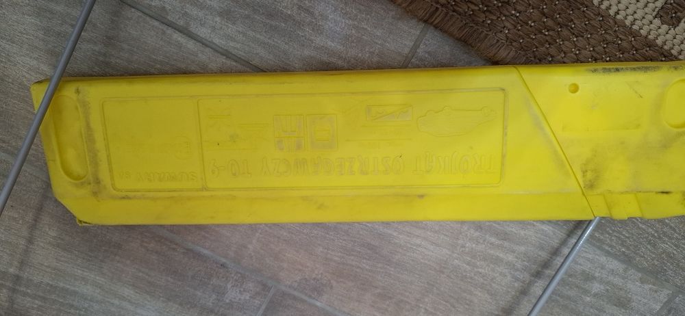 Продам       знак аварийный